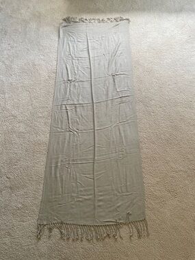 Women's Lightweight Cream Fringe scarf 27” x 70”